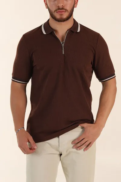kahverengi-regular-fit-dokulu-fermuarli-polo-yaka-erkek-triko-tisort-370057