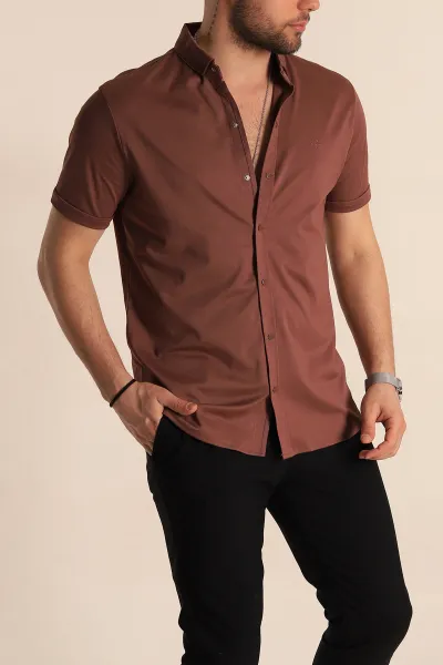 kahverengi-regular-fit-jakarli-cit-cit-dugmeli-kisa-kollu-erkek-gomlek-263724