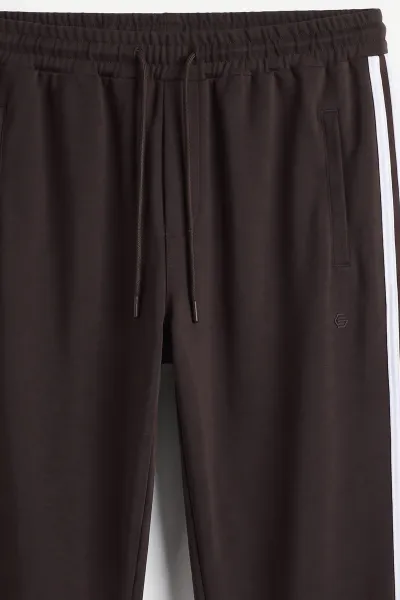 Kahverengi Regular Fit Şerit Detaylı Fermuarlı Cepli Erkek Eşofman Altı 496342