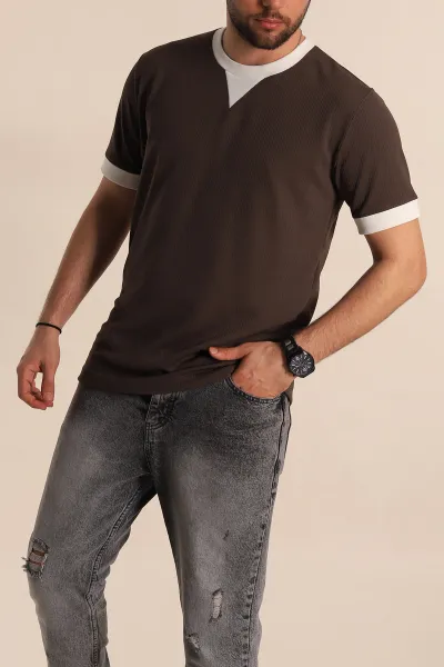 Kahverengi Regular Fit Yaka Detaylı Erkek Tişört 268639