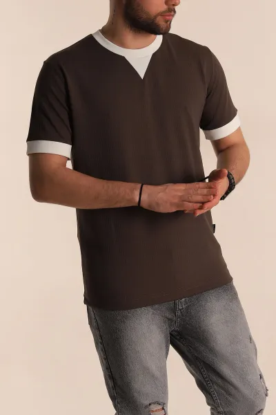 kahverengi-regular-fit-yaka-detayli-erkek-tisort-268639