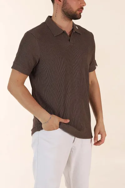 kahverengi-relaxed-fit-dokulu-patli-polo-yaka-erkek-tisort-370267