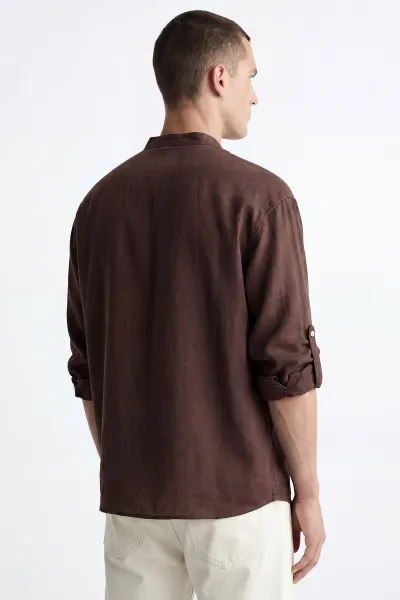 Kahverengi Relaxed Fit Keten Yarım Düğmeli Hakim Yaka Erkek Gömlek 435884
