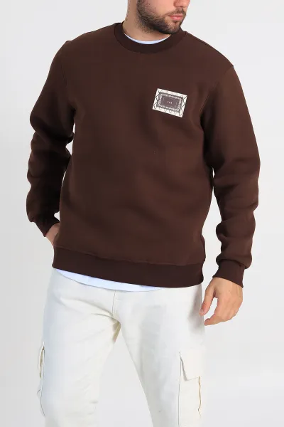 kahverengi-relaxed-fit-uc-ip-sardonlu-baskili-erkek-sweatshirt-309655