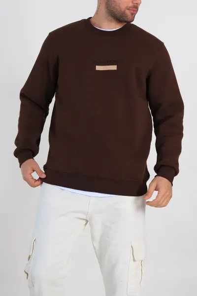 kahverengi-relaxed-fit-uc-ip-sardonlu-yazi-detayli-erkek-sweatshirt-310487