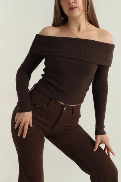 kahverengi-sardonlu-fitilli-madonna-yaka-triko-bluz-409807