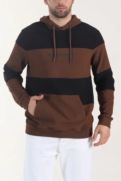 kahverengi-siyah-cep-detayli-yazili-kapusonlu-erkek-sweatshirt-408074