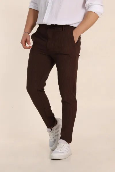 kahverengi-slim-fit-cizgili-gofre-kumas-erkek-pantolon-351864
