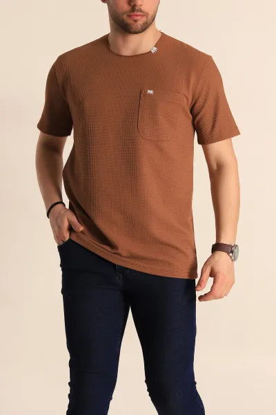 Kahverengi Slim Fit Petek Dokulu Cep Detaylı Geniş Yaka Erkek Tişört 257207