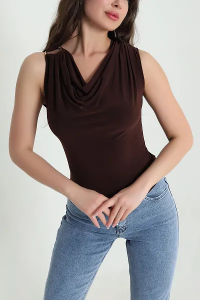 Kahverengi Tokalı Degaje Yaka Buzzy Kadın Bluz 458056