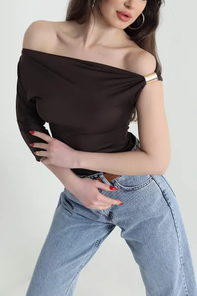 kahverengi-tokali-likrali-buzzy-kadin-bluz-440060