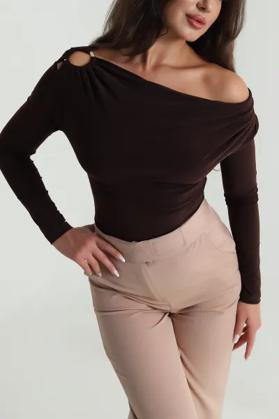 Kahverengi Tokalı Sandy Kadın Bluz 488872