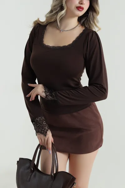 Kahverengi Yakası Dantelli Sandy Kadın Bluz 488838