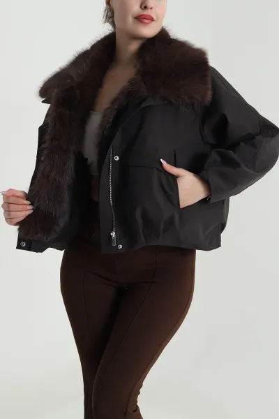 Kahverengi Yakası Kürklü Kadın Mont 490416