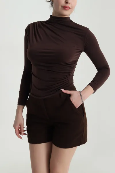 Kahverengi Yanı Büzgülü Sandy Kadın Bluz 491340