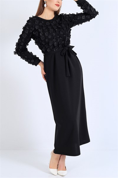 Kemerli Papatya İşlemeli Siyah Elbise 25482B