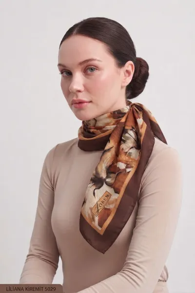Kiremit 90x90 Cm Dijital Baskılı Liliana Desen Soft Eşarp 498484