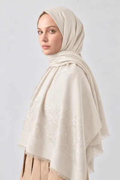 Kırık Beyaz 70x180 Cm Elara Premium Jakarlı Pamuk Şal 494283