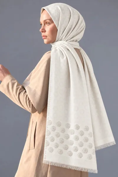 Kırık Beyaz 70x180 Cm Luna Premium Jakarlı Pamuk Şal 494105