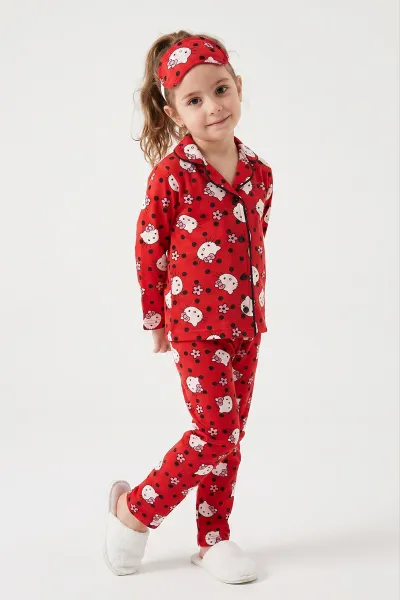 kirmizi-4-12-yas-desenli-onden-dugmeli-goz-bandi-detayli-kiz-cocuk-pijama-takim-473462