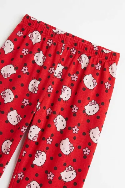 Kırmızı (6-14 Yaş) Desenli Yakadan Yarım Düğmeli  Süprem Kumaş Kız Çocuk Pijama Takımı 487220