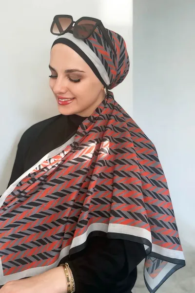 Kırmızı 90x90 Cm Dijital Baskı Zikzak Desenli Pamuk Eşarp 370987