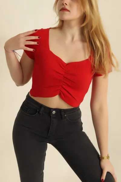 Kırmızı Büzgülü Fitilli Bluz 251424