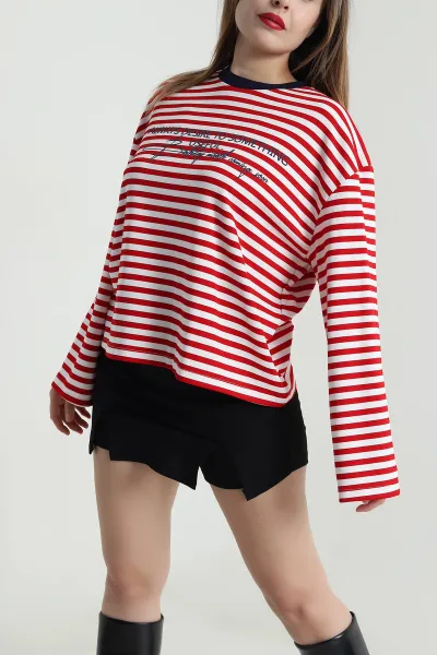 Kırmızı Çizgili Baskılı Kadın Sweatshirt 494410