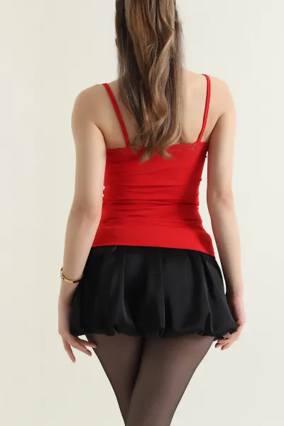 Kırmızı Dantelli İp Askılı Scuba Kadın Bluz 432374