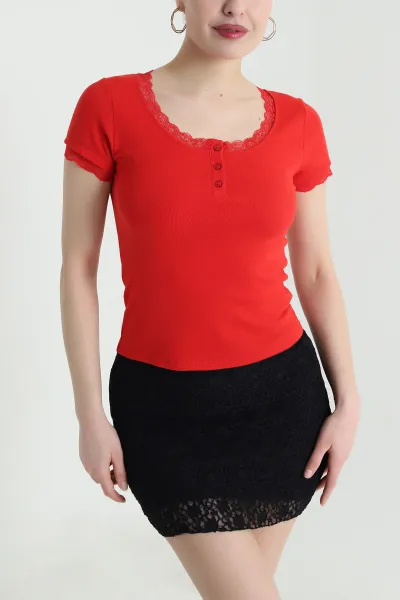 kirmizi-dantelli-tasarim-kadin-bluz-446558