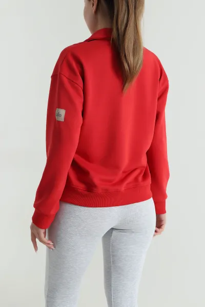 Kırmızı Düğmeli Yaka Üç İp Kadın Sweat 484743