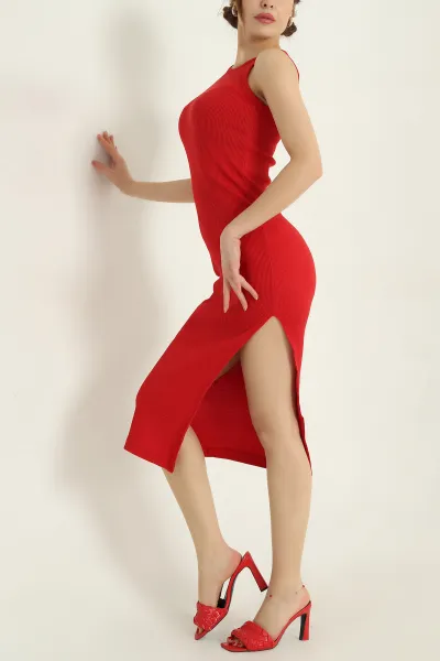 Kırmızı Fitilli Likralı  Yırtmaçlı Kolsuz Elbise 336793