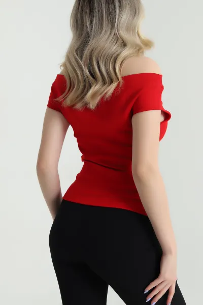 Kırmızı Madonna Yaka Likralı Kadın Bluz 473926