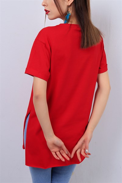 Kırmızı Nakışlı Yırtmaçlı  Bayan Tişört 13016B
