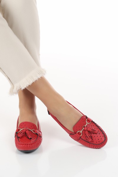 Kırmızı Püskül Detay Kadın Babet Ayakkabı 120617