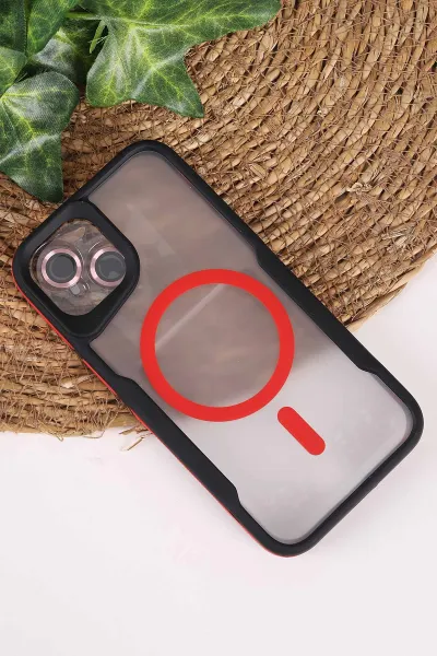 Kırmızı TeknoCase İphone 13 Uyumlu Matte Guard Serisi Lens Korumalı Silikon Telefon Kılıfı 472447