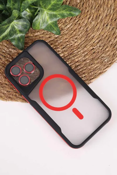Kırmızı TeknoCase İphone 14 Pro Max Uyumlu Matte Guard Serisi Lens Korumalı Silikon Telefon Kılıfı 472465
