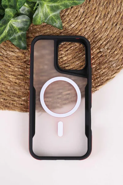 Kırmızı TeknoCase İphone 16 Pro Max Uyumlu Matte Guard Serisi Lens Korumalı Silikon Telefon Kılıfı 472487