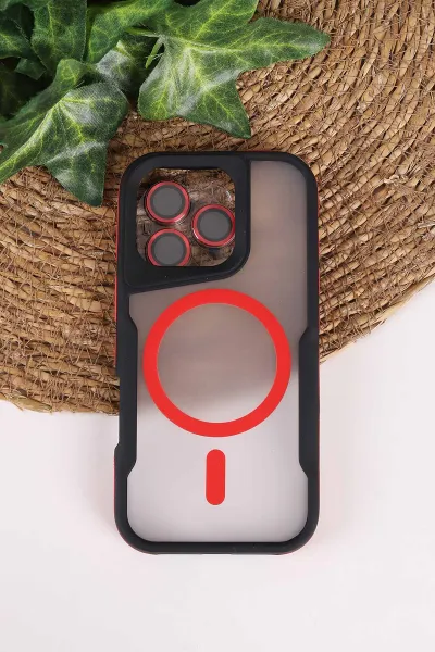 Kırmızı TeknoCase İphone 16 Pro Uyumlu Matte Guard Serisi Lens Korumalı Silikon Telefon Kılıfı 472476