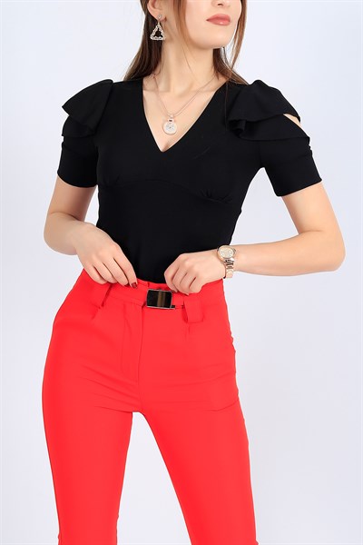 Kolları Fırfırlı Likralı Siyah Bluz 26863B