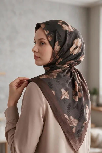 Koyu Kahve 90x90 Cm Dijital Baskılı Rosalie Desen Soft Eşarp 498540