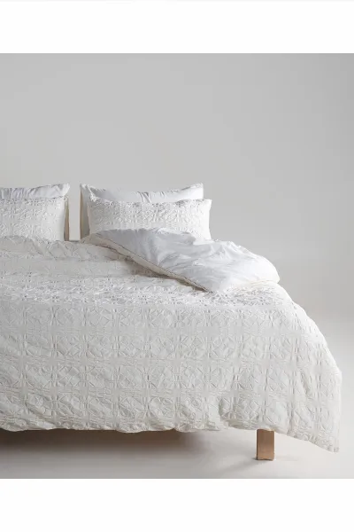 Krem 200x220 Cm Bella Home Çift Kişilik Kristal Jakarlı Nevresim Takımı - Zarif Desen & Premium Kalite 475808