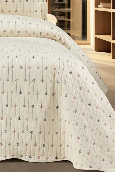 Krem 250x260 Cm Liora Kadife Nakışlı Çift Kişilik Yatak Örtüsü 474560