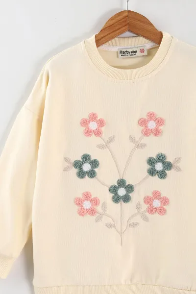 Krem (3-10 Yaş)Süzene Nakışlı Kot Pantolonlu Kız Çocuk Takım 444723