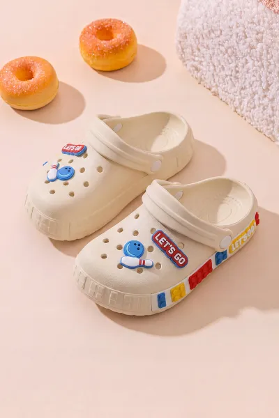 Krem ( 31 - 35 ) Figürlü Erkek Çocuk Sandalet 462465