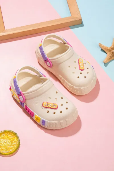 krem-31-35-figurlu-kiz-cocuk-sandalet-462454