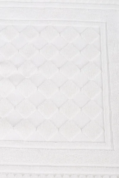 Krem 50x70 Cm Piramit Desenli Jakarlı Ayak Havlusu 448886
