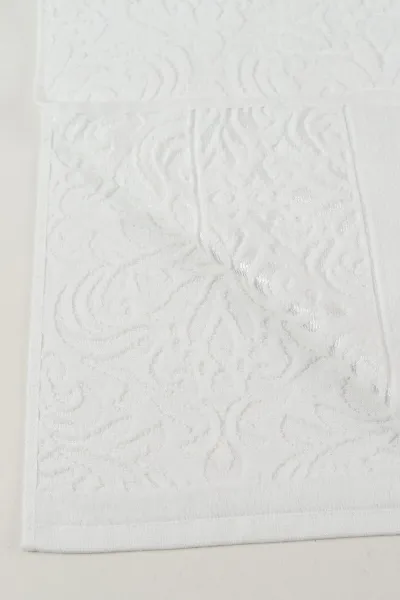 Krem 50x90 Cm Jakarlı Desenli Taç Havlu 460503