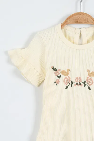 Krem (6-24 Ay)Nakışlı Çiçek Baskılı Şortlu Kız Bebek Takım 357061