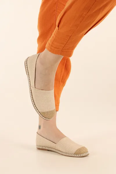 krem-dokulu-kadin-espadril-ayakkabi-348955
